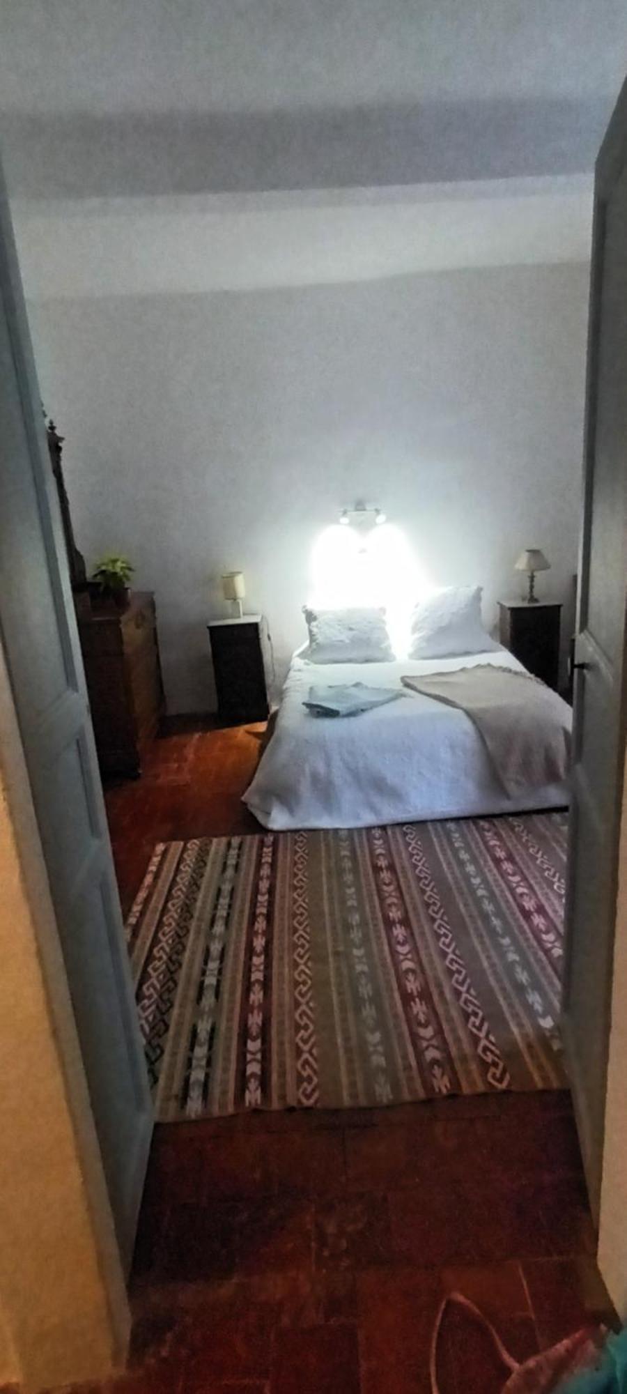 Character Filled House Overlooking The River Cesse Bize-Minervois Chambre photo